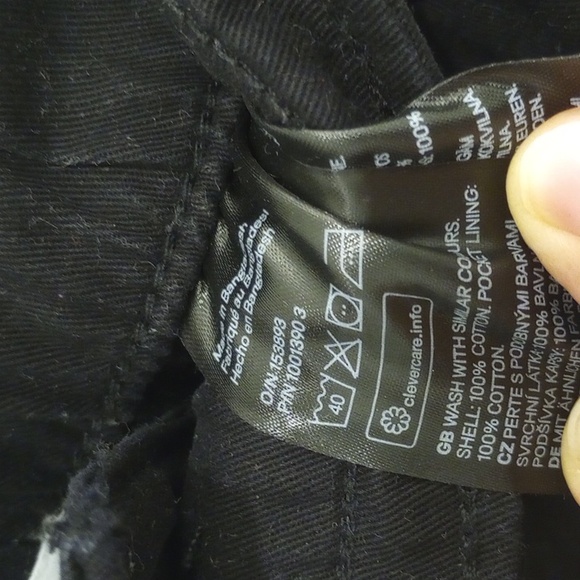 H&M Black Women's Shorts - Picture 8 of 8